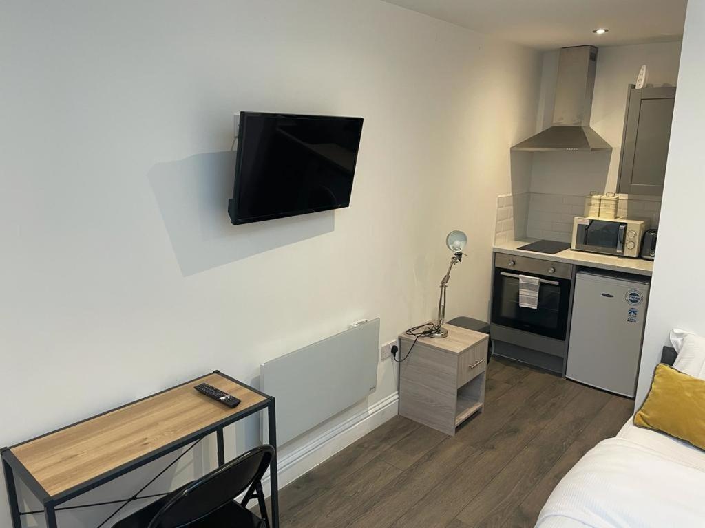 Queen Street Apartments Wolverhampton Exterior photo